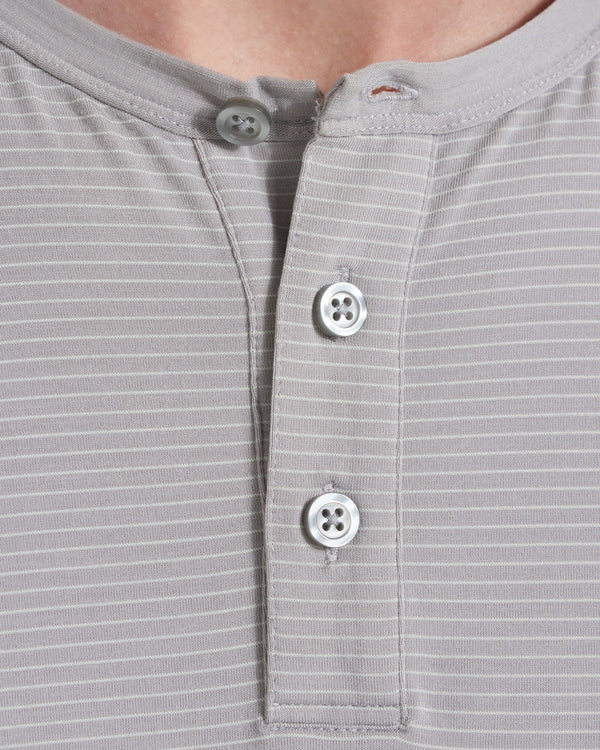 Linear Henley | Fog
