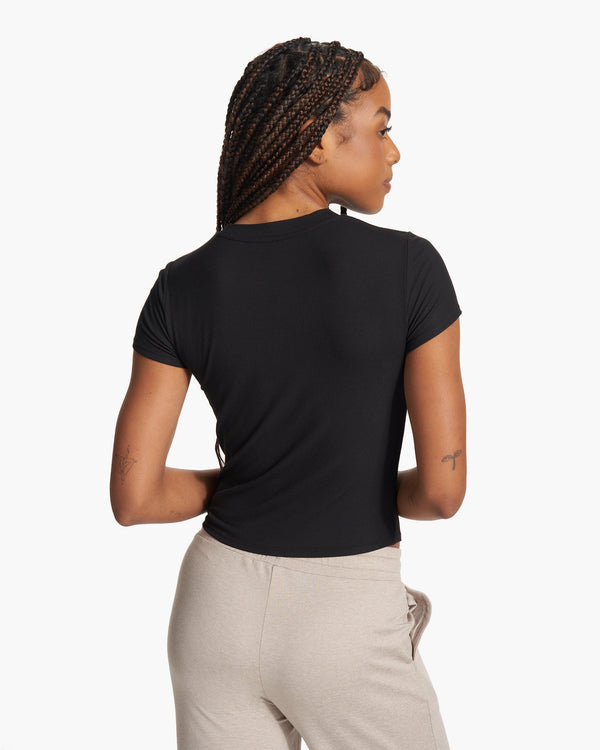 Cove Cut Out Tee | Black
