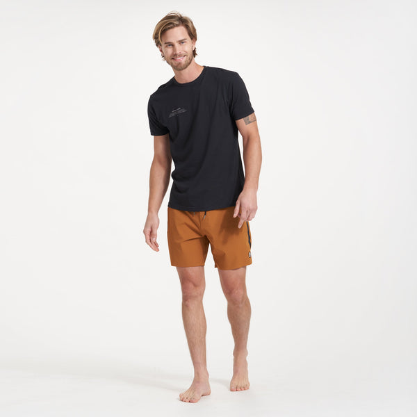 Pursuit Tee | Black