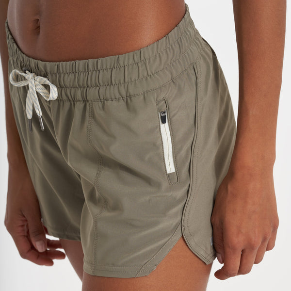 Clementine Short 4 | Light Oregano