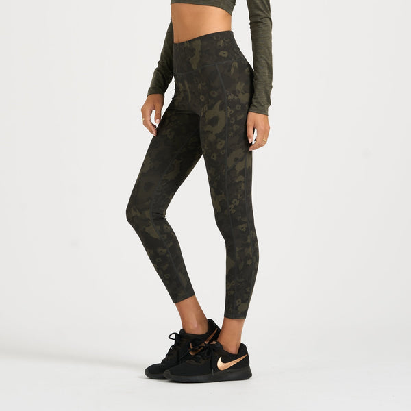 Stride Legging | Oregano Camo Flower